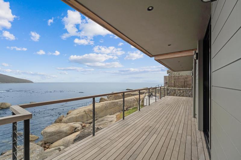 5 Bedroom Property for Sale in Bantry Bay Western Cape